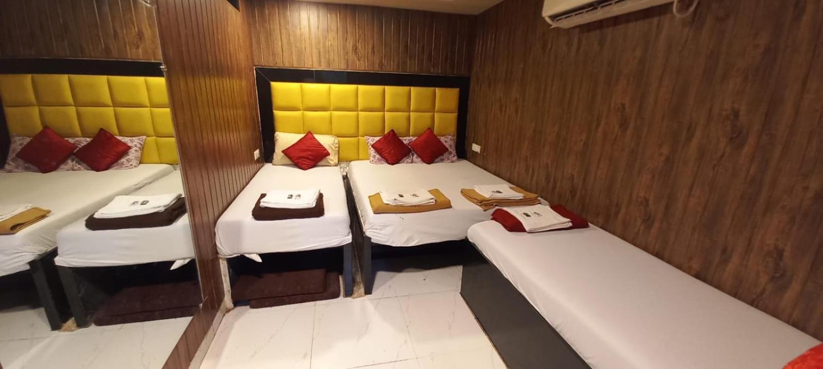 Hotel Janata Mumbai Bagian luar foto